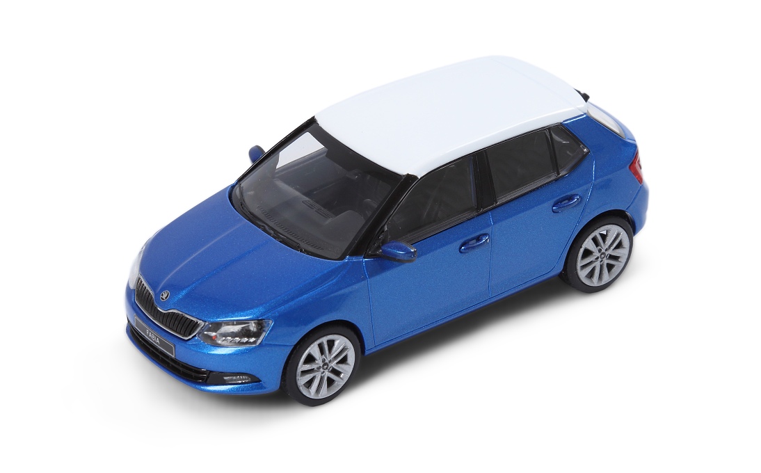 Модель Skoda Fabia NEW 1:43 race blue (6V6099300AF5W)