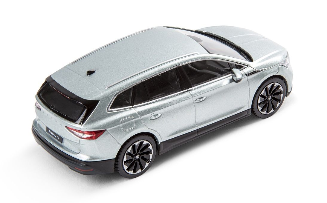 Модель Skoda Enyaq iV 1:43 arctic silver (5LA099300F7B) 3
