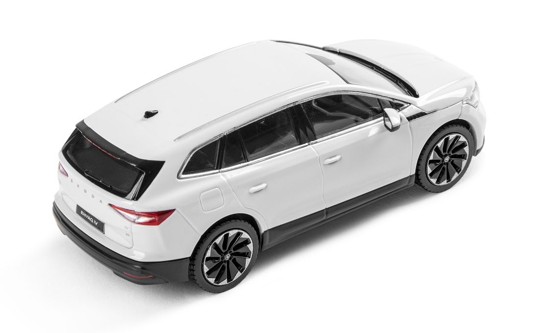 Модель Skoda Enyaq iV 1:43 moon white (5LA099300S9R) 3
