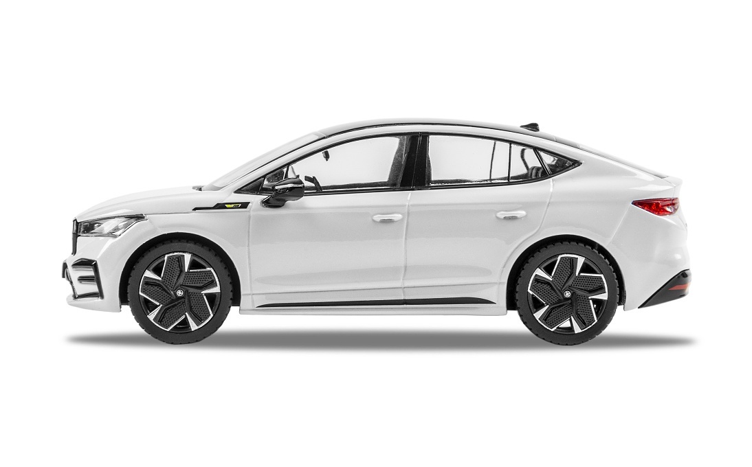 Модель Skoda Enyaq Coupe RS 1:43 Moon white (5LE099300S9R) 2