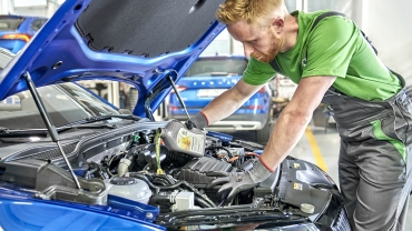 Акція на оригінальні моторні оливи та оливні фільтри Škoda «На хвилі впевненості»