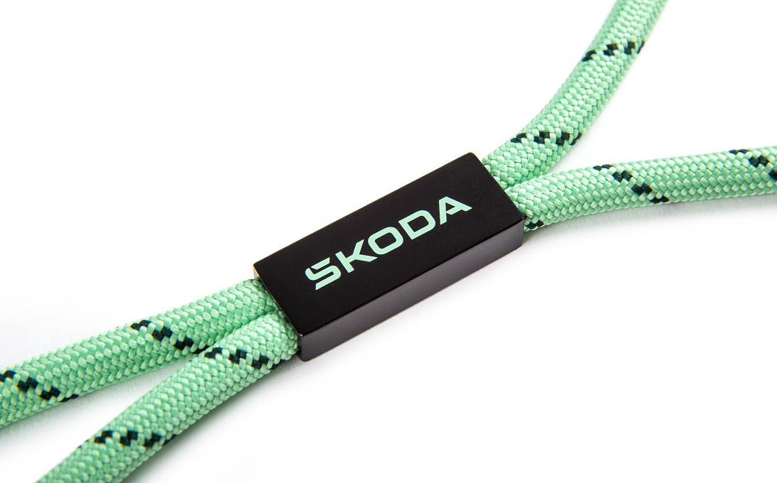 Шнурок для бейджiв SKODA electric green (6U0087610622) 3