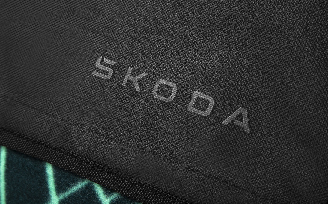 Ковдра для пікника SKODA black/emer./electric green (6U0084509B) 3