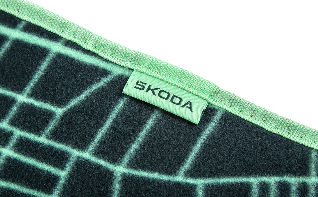 Ковдра для пікника SKODA black/emer./electric green (6U0084509B) 4