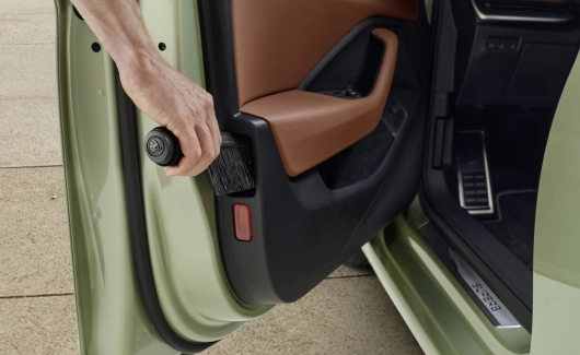 Щітка для снігу (5E3096011) 2