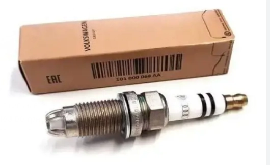 Свiчка запалювання (101000068AA) 1